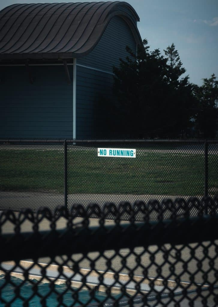 Read more about the article Custom Pool Fences: Investing in Peace of Mind